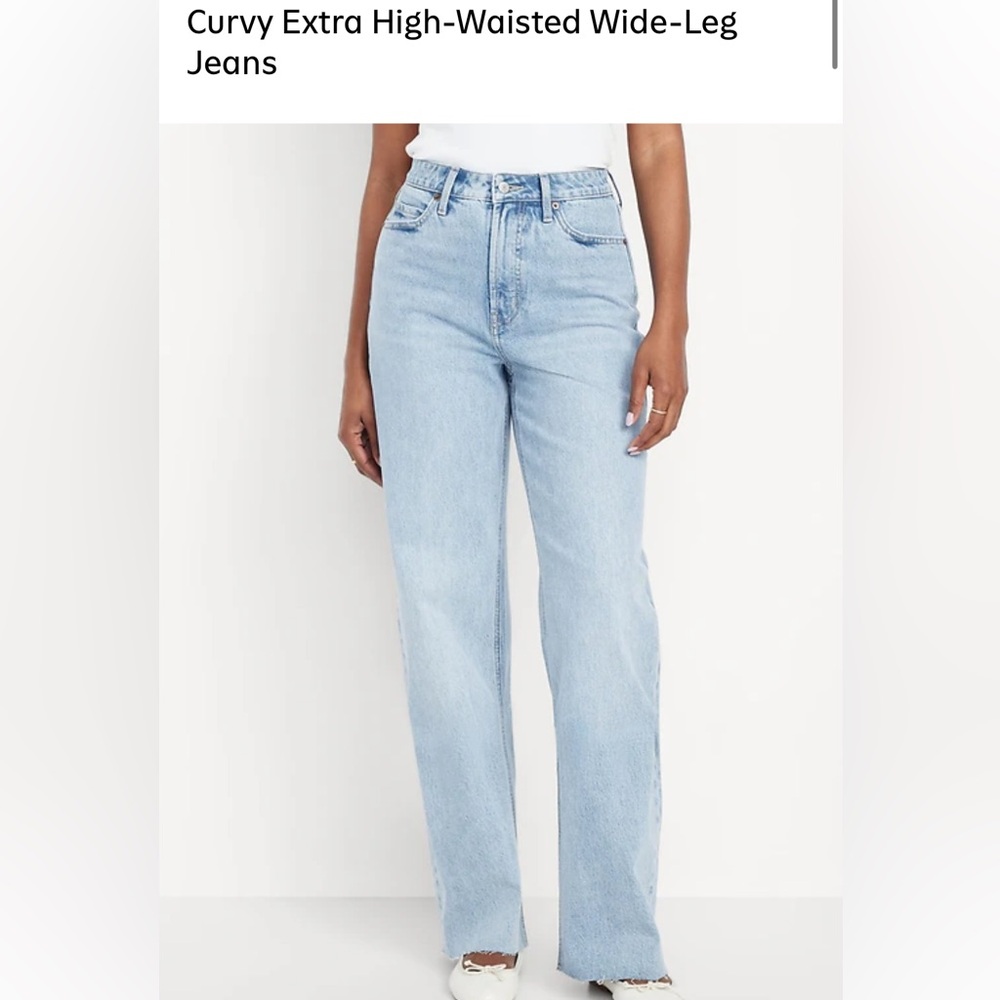 Old Navy Women's light wash Curvy Extra High-Waisted Wide-Leg Jeans size 10 LONG